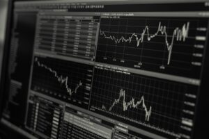 残業なしで高収入を得られる仕事はどこにある？