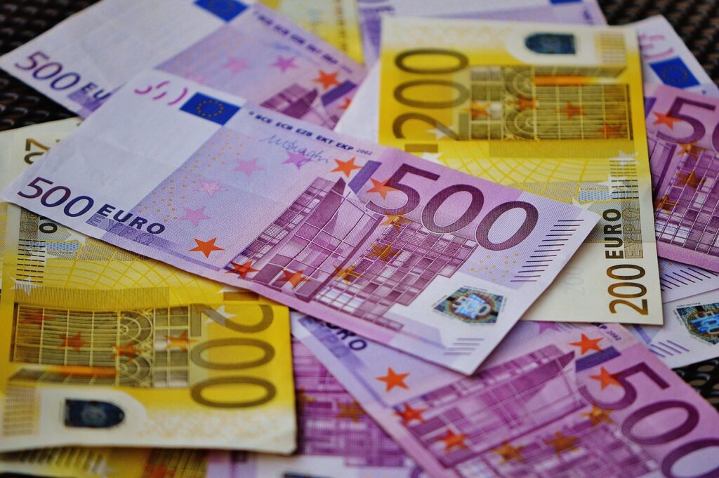 残業なしで年収500万を実現するための方法は？