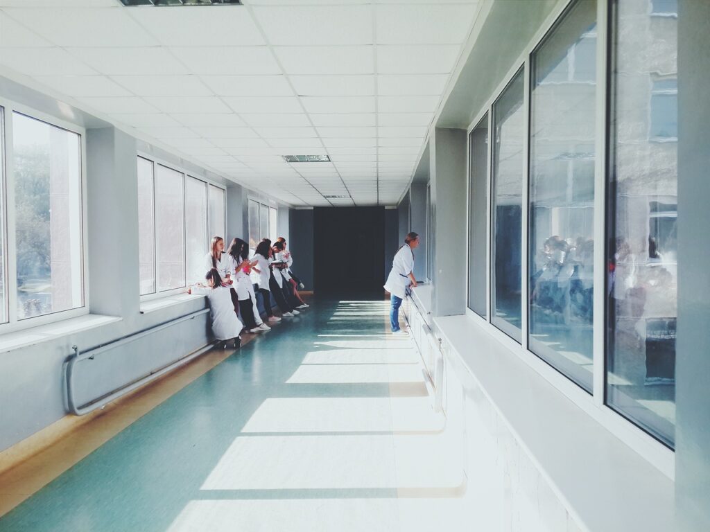 看護師が残業なしで転職するためのポイントは？