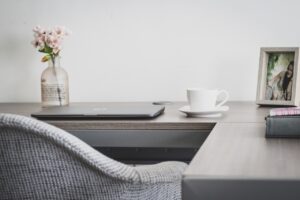 在宅で残業なしの仕事を見つける方法は？