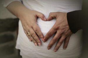 残業なしで子育てと仕事を両立する方法は？