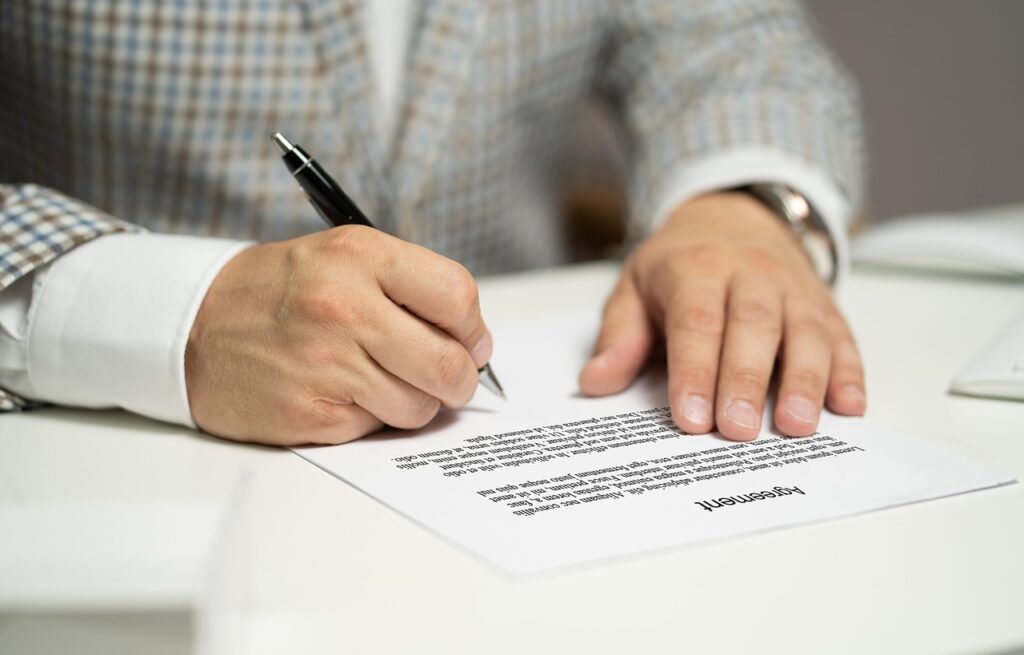 残業少ない契約社員の東京求人はどこで探せる？