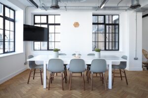 残業なしの学校事務求人はどこで探せる？