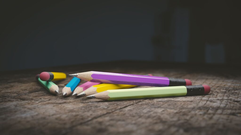 残業なしの学校職員の仕事の探し方は？