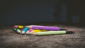 残業なしの学校職員の仕事の探し方は？