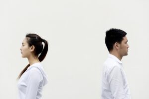 結婚後に残業なしで続けやすい仕事は何ですか？